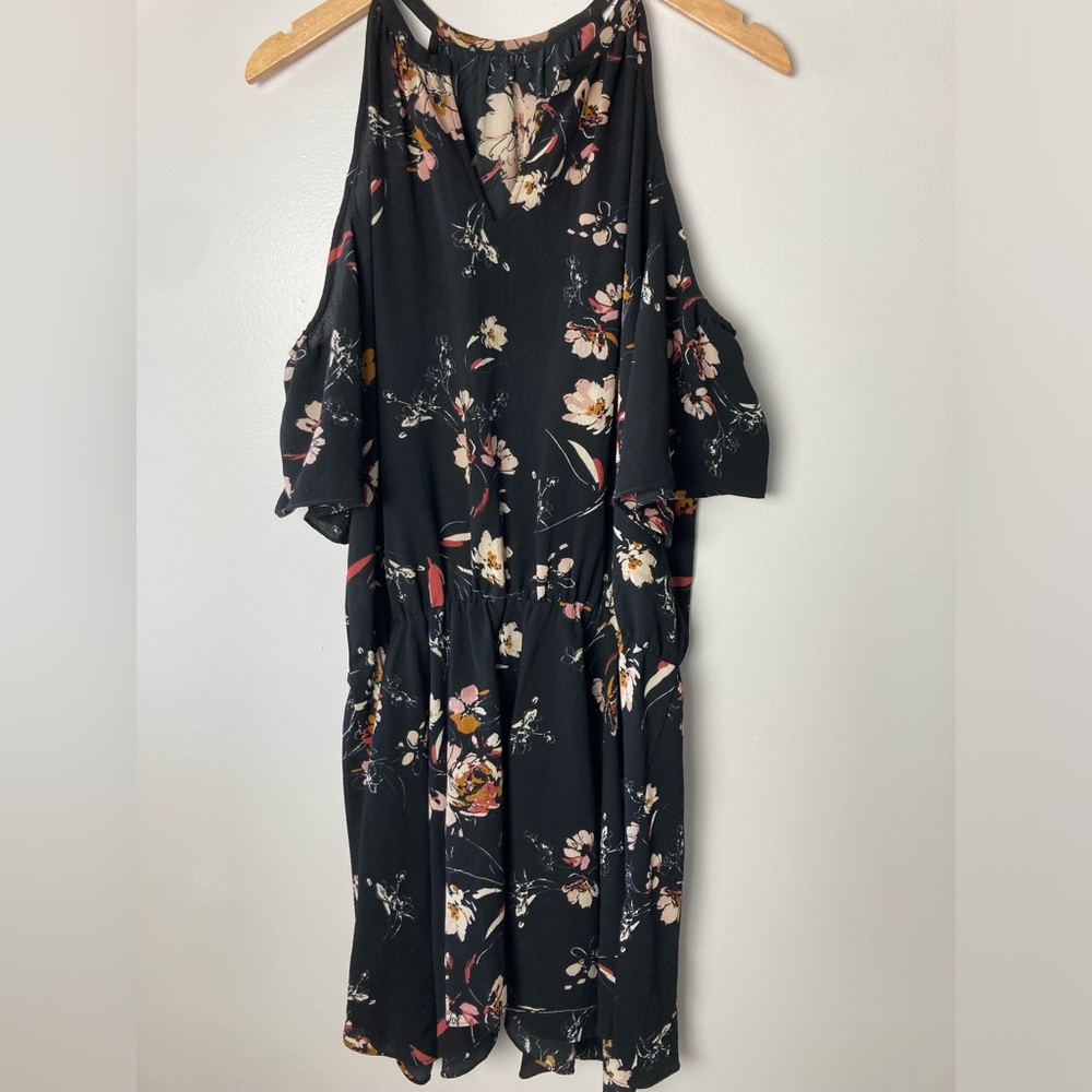 💥 Bishop + Young Black Floral Cold Shoulder Dress